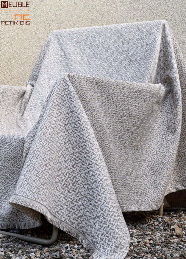 Ριχτάρι Sideway Art.2592412 χρώμα beige. Μία συλλογή με βάση το βαμβάκι, που προσφέρει μια μεγάλη ποικιλία χρωμάτων ως ασορτί πρόταση στα ριχτάρια και είναι διαθέσιμα σε 3 μεγέθη. a.180x180cm b.180x300cm c.180x240cm Σειρά cotton: 80%cot - 20%pol