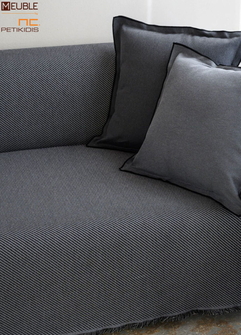 Ριχτάρι Sideway Art.2492418 σε γκρι χρώμα . Μία συλλογή με βάση το βαμβάκι, που προσφέρει μια μεγάλη ποικιλία χρωμάτων ως ασορτί πρόταση στα ριχτάρια και είναι διαθέσιμα σε 3 μεγέθη. a.180x180cm b.180x300cm c.180x240cm Σειρά cotton: 80%cot - 20%pol