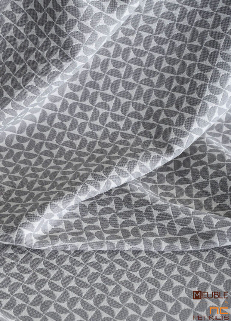 Ριχτάρι Seventies Art.2492437 χρώμα Ice. Μία συλλογή με βάση το βαμβάκι, που προσφέρει μια μεγάλη ποικιλία χρωμάτων ως ασορτί πρόταση στα ριχτάρια και είναι διαθέσιμα σε 3 μεγέθη. a.180x180cm b.180x300cm c.180x240cm Σειρά cotton: 80%cot - 20%pol