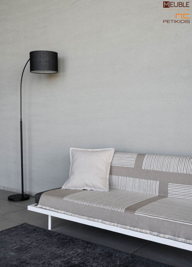 Ριχτάρι SPACES Art.1192420 σε μπεζ χρώμα. Μία συλλογή με βάση το βαμβάκι, που προσφέρει μια μεγάλη ποικιλία χρωμάτων ως ασορτί πρόταση στα ριχτάρια και είναι διαθέσιμα σε 3 μεγέθη. a.180x180cm b.180x300cm c.180x240cm Σειρά cotton: 80%cot - 20%pol