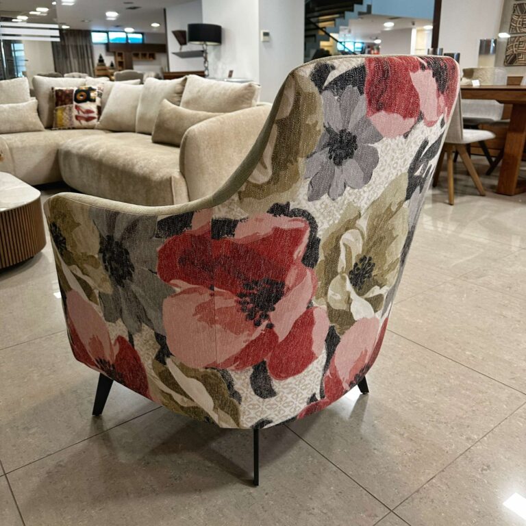 Πολυθρόνα Lucy από 1290€ τώρα 645€ (-50%)