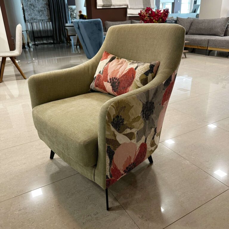 Πολυθρόνα Lucy από 1290€ τώρα 645€ (-50%)