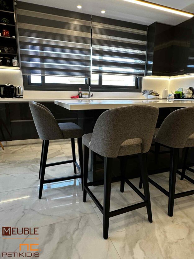 Κλασική Τραπεζαρία Το Νέο Σπίτι μιας Παιδικής Φίλης - Ολοκληρωμένη Πρόταση Διακόσμησης