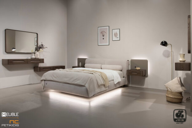 Κλασική Τραπεζαρία 18